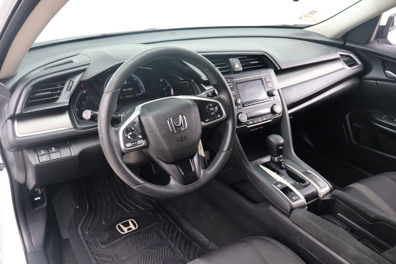 Honda Civic Sedan Vehicle Full-screen Gallery Image 15