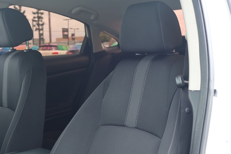 Honda Civic Sedan Vehicle Full-screen Gallery Image 18