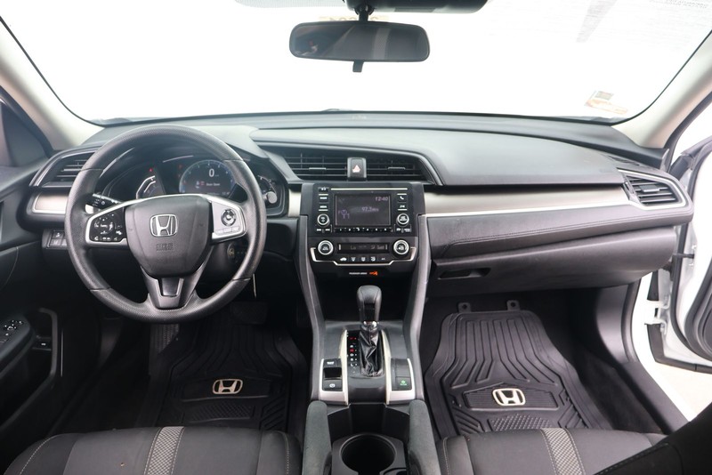 Honda Civic Sedan Vehicle Full-screen Gallery Image 21