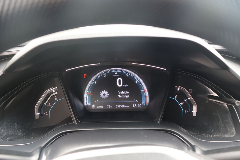 Honda Civic Sedan Vehicle Full-screen Gallery Image 22