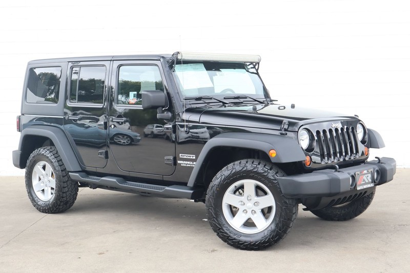 Jeep Wrangler Unlimited Vehicle Full-screen Gallery Image 01