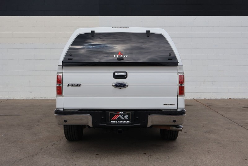 Ford F-150 Vehicle Full-screen Gallery Image 06
