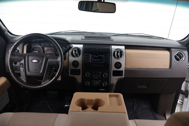 Ford F-150 Vehicle Full-screen Gallery Image 23