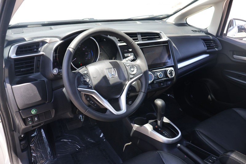 Honda Fit Vehicle Full-screen Gallery Image 15