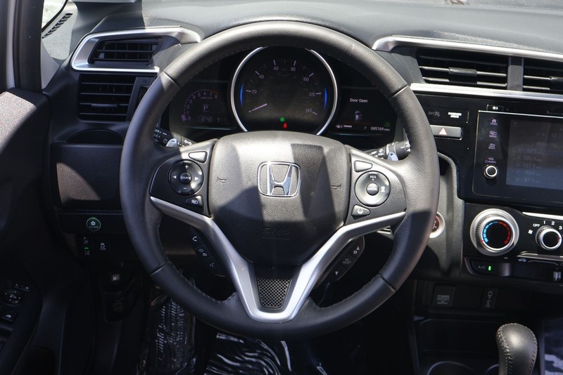 Honda Fit Vehicle Full-screen Gallery Image 23