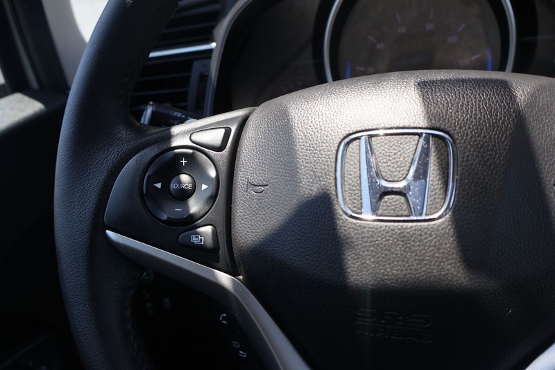 Honda Fit Vehicle Full-screen Gallery Image 24