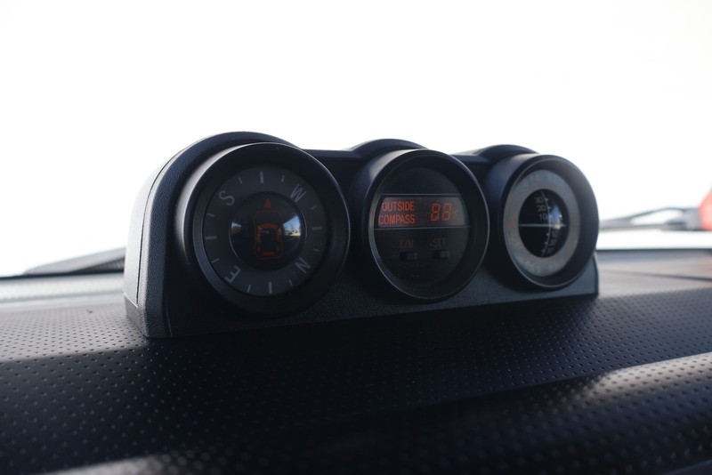 Toyota FJ Cruiser Vehicle Full-screen Gallery Image 25