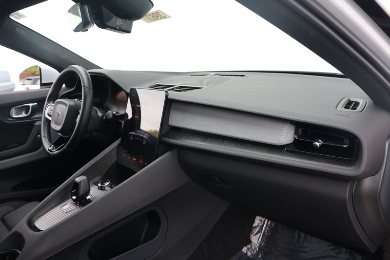 Polestar 2 Vehicle Full-screen Gallery Image 19