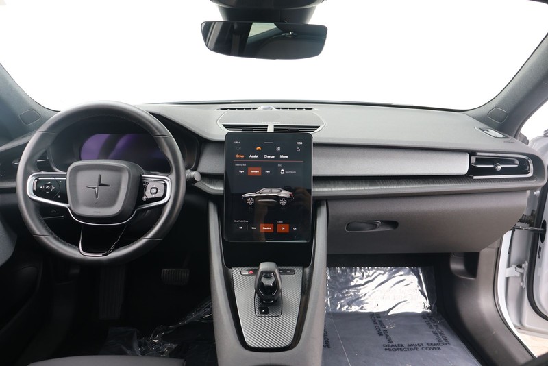 Polestar 2 Vehicle Full-screen Gallery Image 23