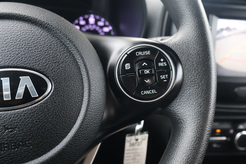 Kia Soul Vehicle Full-screen Gallery Image 25