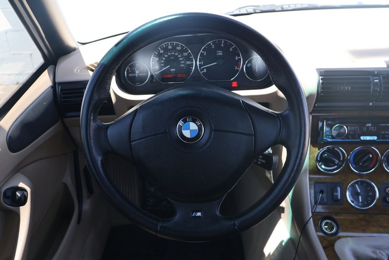 BMW Z3 Vehicle Full-screen Gallery Image 19