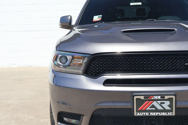 Dodge Durango Vehicle Full-screen Gallery Image 03