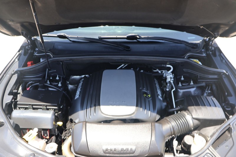 Dodge Durango Vehicle Full-screen Gallery Image 13