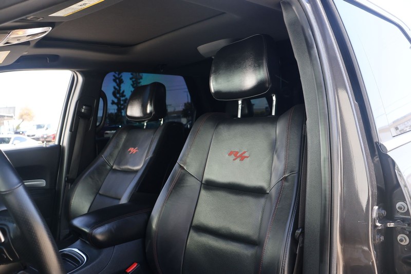 Dodge Durango Vehicle Full-screen Gallery Image 17