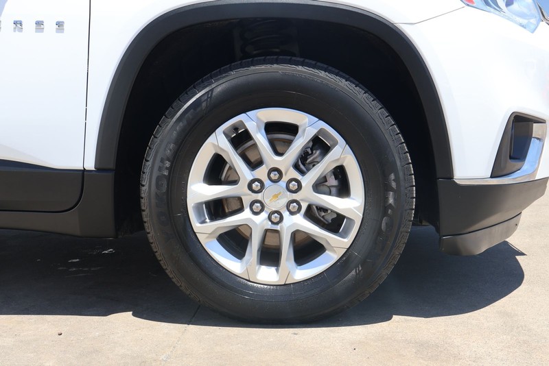 Chevrolet Traverse Vehicle Full-screen Gallery Image 13