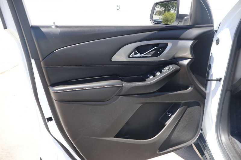 Chevrolet Traverse Vehicle Full-screen Gallery Image 14