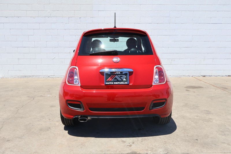 FIAT 500 Vehicle Full-screen Gallery Image 06