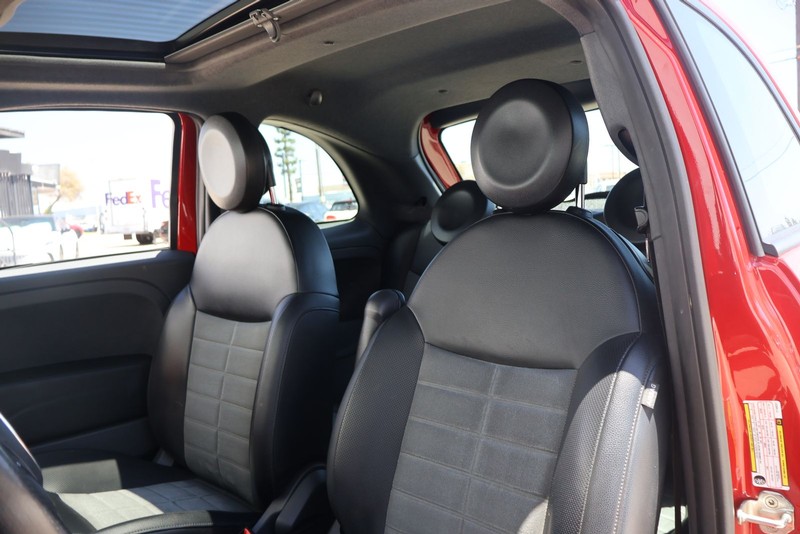 FIAT 500 Vehicle Full-screen Gallery Image 16