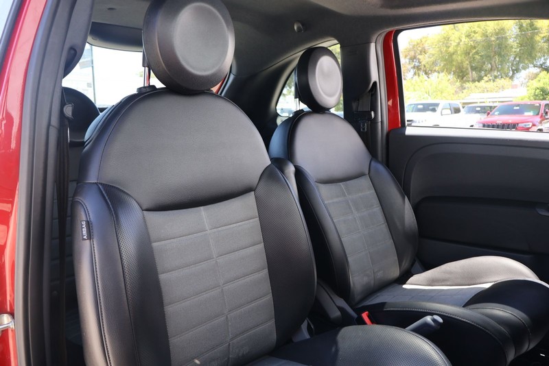 FIAT 500 Vehicle Full-screen Gallery Image 19