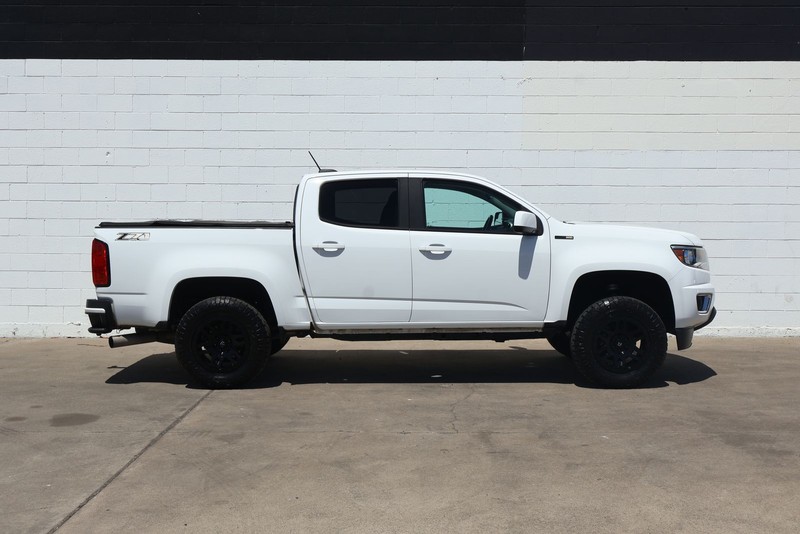 Chevrolet Colorado Vehicle Full-screen Gallery Image 04