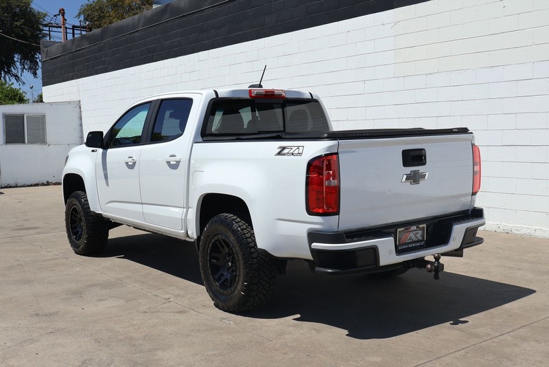 Chevrolet Colorado Vehicle Full-screen Gallery Image 09
