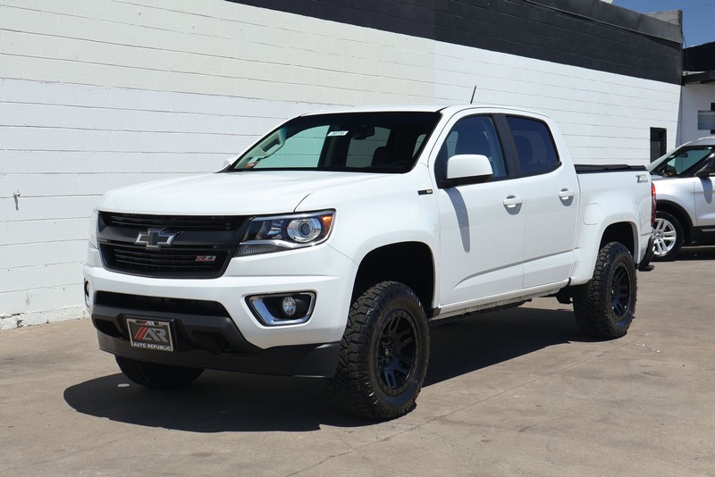 Chevrolet Colorado Vehicle Full-screen Gallery Image 11