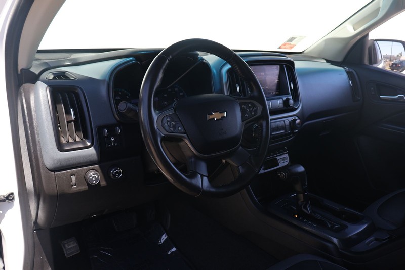 Chevrolet Colorado Vehicle Full-screen Gallery Image 15