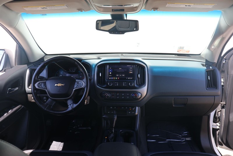 Chevrolet Colorado Vehicle Full-screen Gallery Image 21