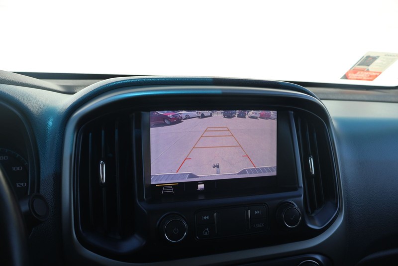 Chevrolet Colorado Vehicle Full-screen Gallery Image 28