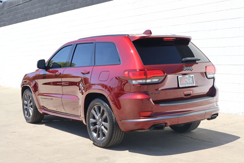 Jeep Grand Cherokee Vehicle Full-screen Gallery Image 10