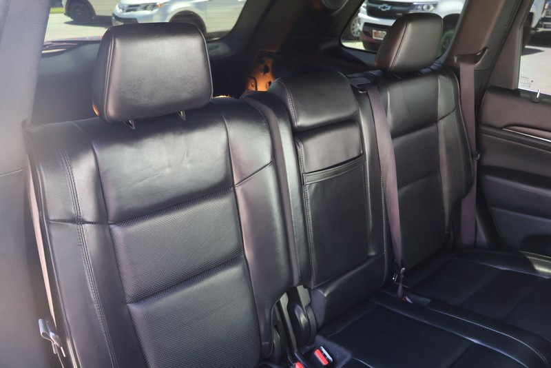 Jeep Grand Cherokee Vehicle Full-screen Gallery Image 21