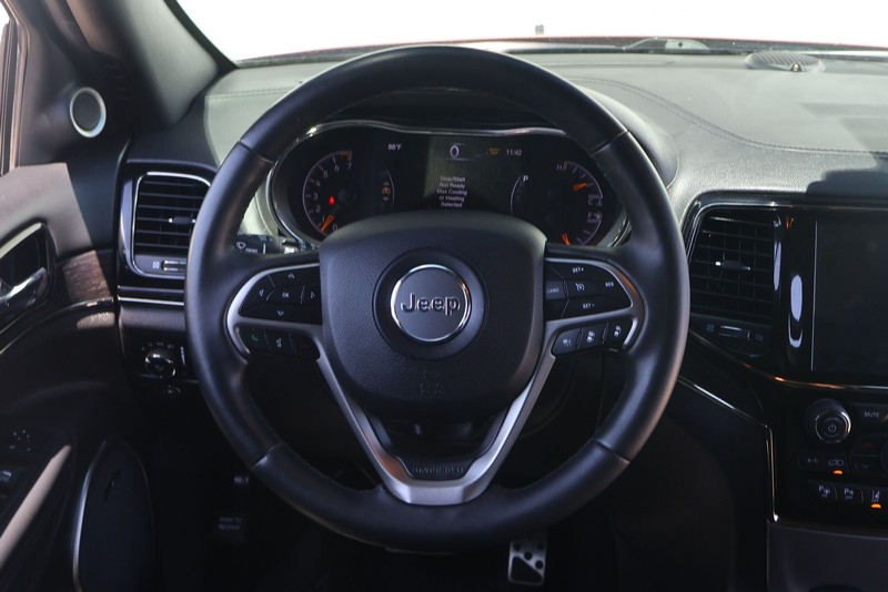 Jeep Grand Cherokee Vehicle Full-screen Gallery Image 25