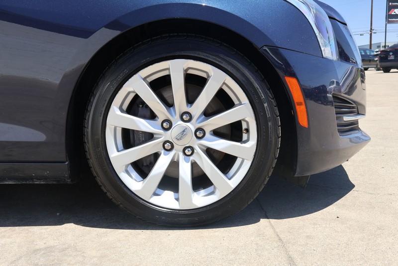 Cadillac ATS Sedan Vehicle Full-screen Gallery Image 13