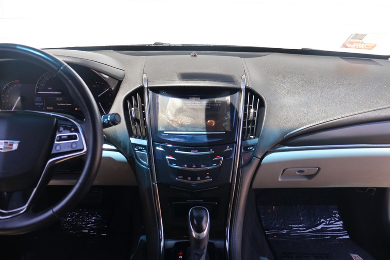 Cadillac ATS Sedan Vehicle Full-screen Gallery Image 25