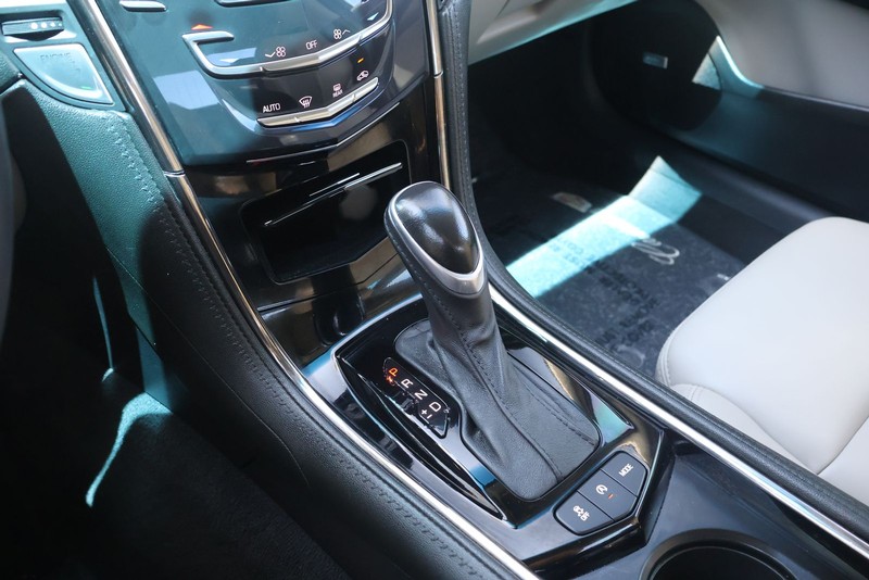 Cadillac ATS Sedan Vehicle Full-screen Gallery Image 27