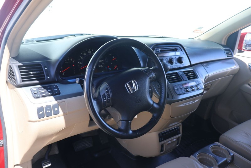 Honda Odyssey Vehicle Full-screen Gallery Image 15