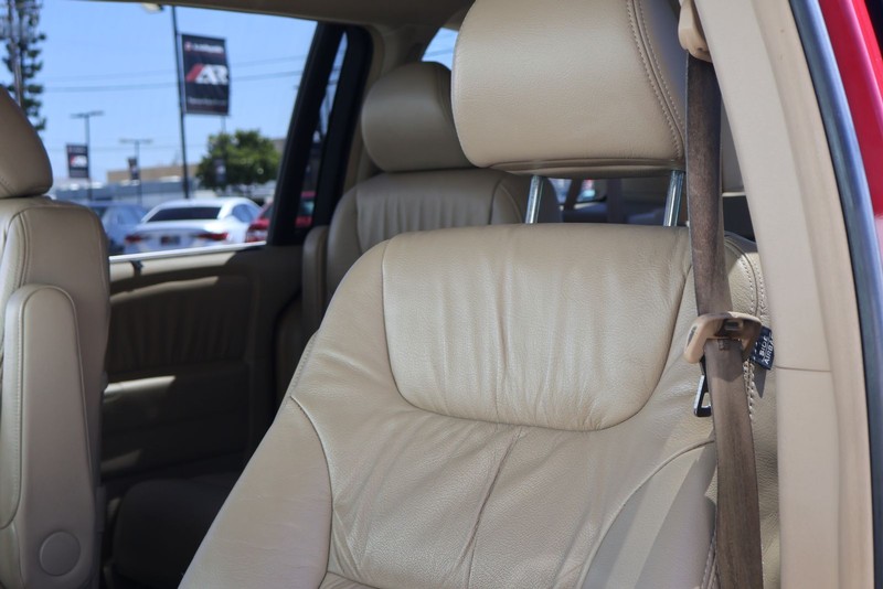 Honda Odyssey Vehicle Full-screen Gallery Image 17