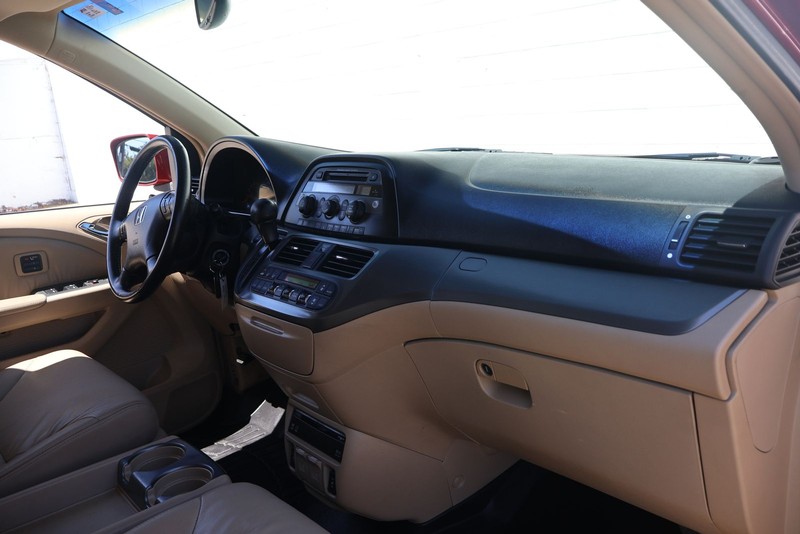 Honda Odyssey Vehicle Full-screen Gallery Image 18
