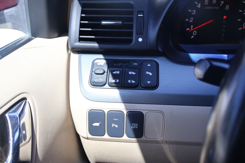 Honda Odyssey Vehicle Full-screen Gallery Image 29