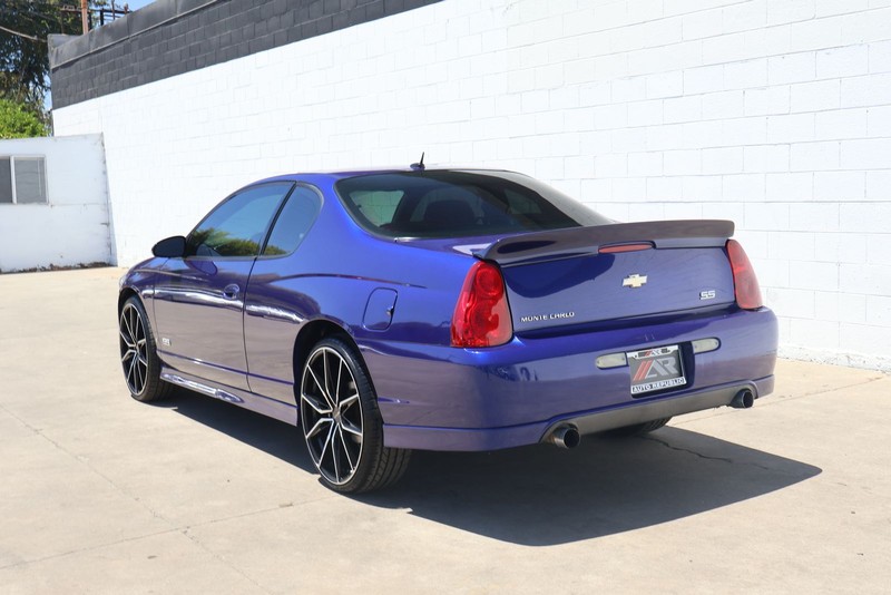 Chevrolet Monte Carlo Vehicle Full-screen Gallery Image 09