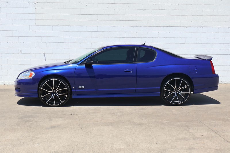 Chevrolet Monte Carlo Vehicle Full-screen Gallery Image 10