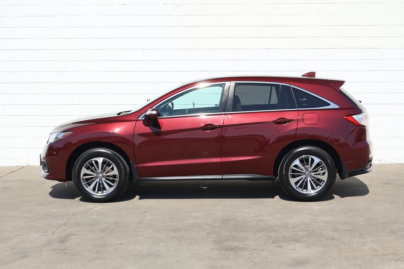 Acura RDX Vehicle Full-screen Gallery Image 12