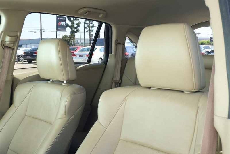 Acura RDX Vehicle Full-screen Gallery Image 25