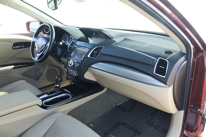 Acura RDX Vehicle Full-screen Gallery Image 26