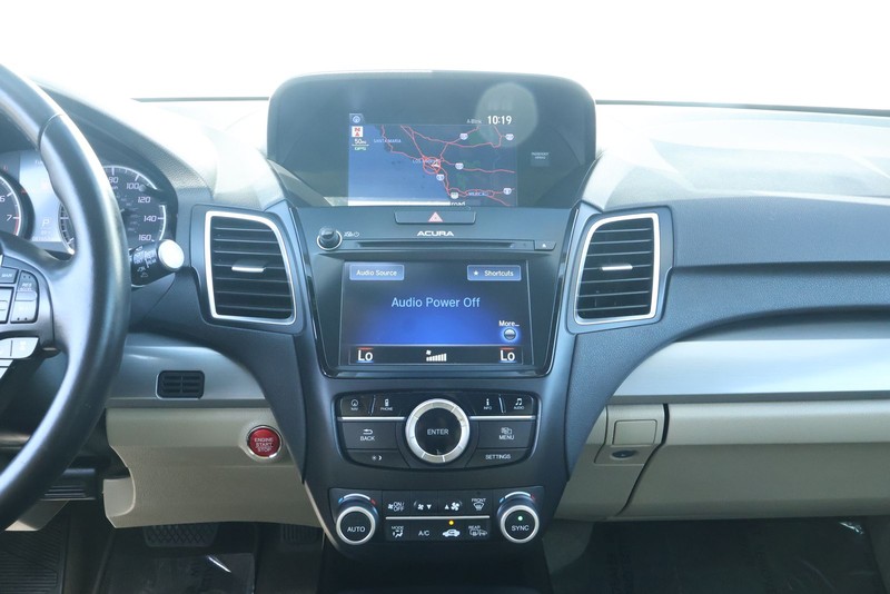 Acura RDX Vehicle Full-screen Gallery Image 35