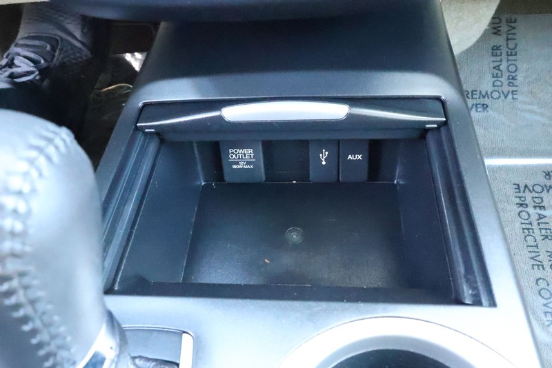 Acura RDX Vehicle Full-screen Gallery Image 39