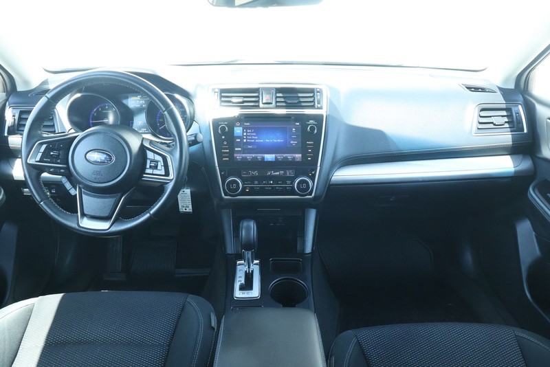 Subaru Outback Vehicle Full-screen Gallery Image 28