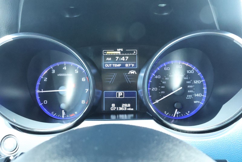 Subaru Outback Vehicle Full-screen Gallery Image 29