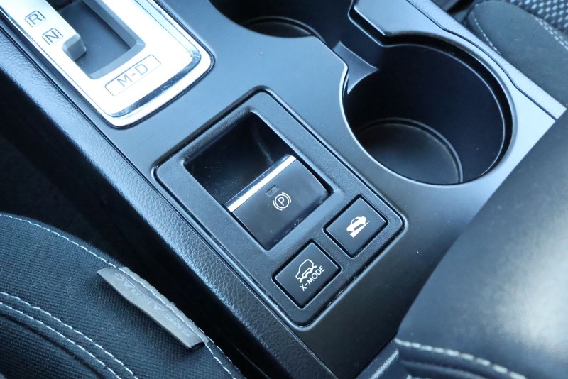 Subaru Outback Vehicle Full-screen Gallery Image 35