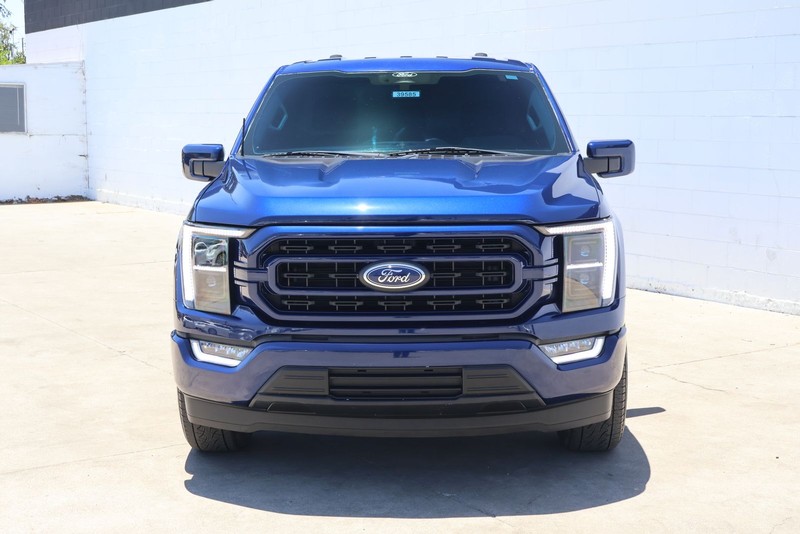 Ford F-150 Vehicle Full-screen Gallery Image 02